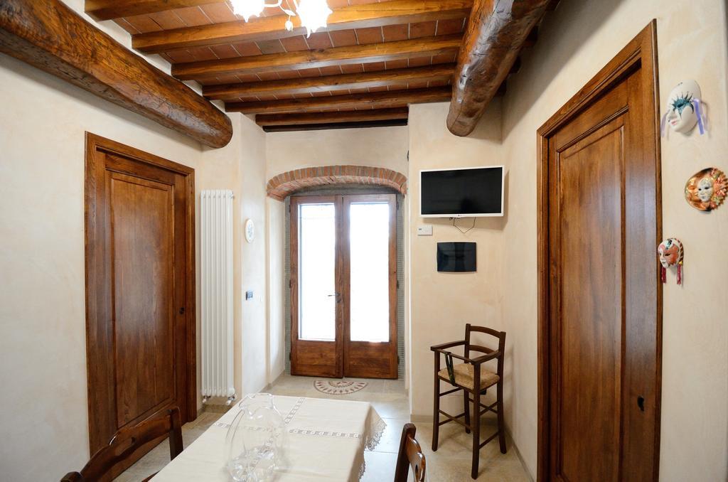 Agriturismo Villa Iris Castelfranco di Sopra Стая снимка